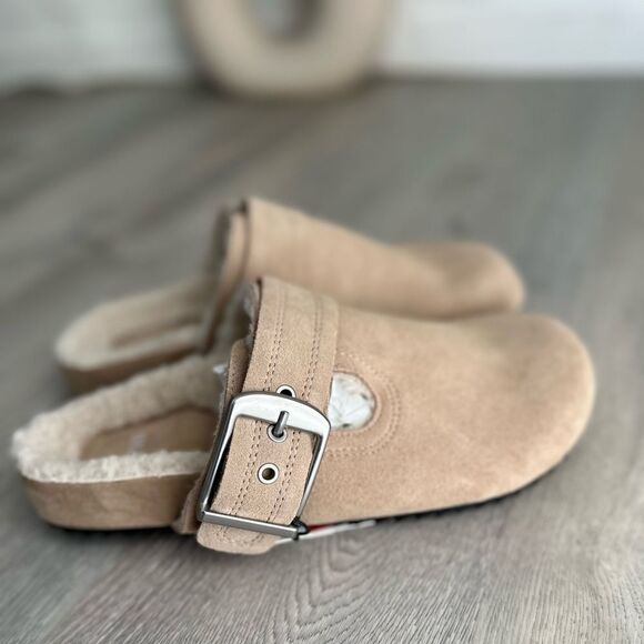 ZARA FAUX FUR LINED SUEDE CLOGS
BEIGE - Picture 12 of 14